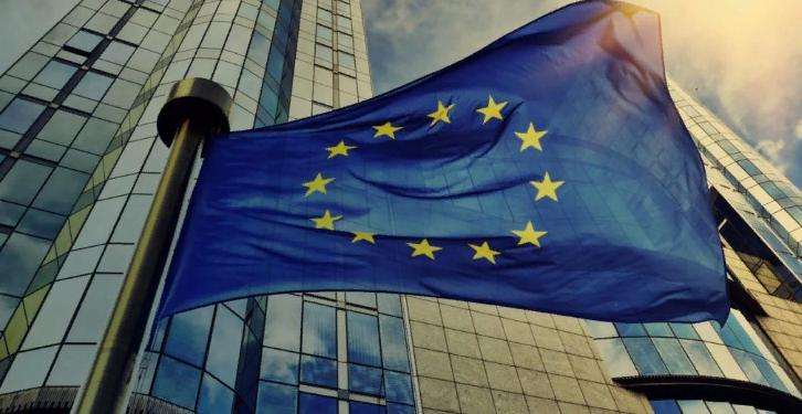 ЕС рассмотрит введения нефтяного эмбарго против России