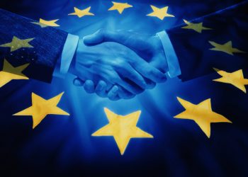 Послы ЕС одобрили военную помощь Украине