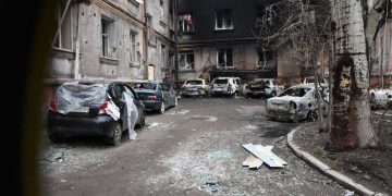 На Мариуполь впервые сбросили бомбу в 1000 кг тротила