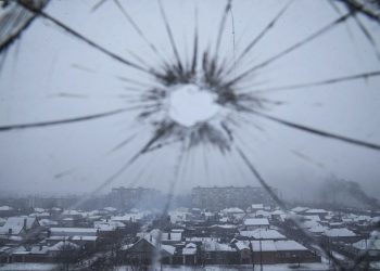 Неизвестно, сколько пролежала под завалами