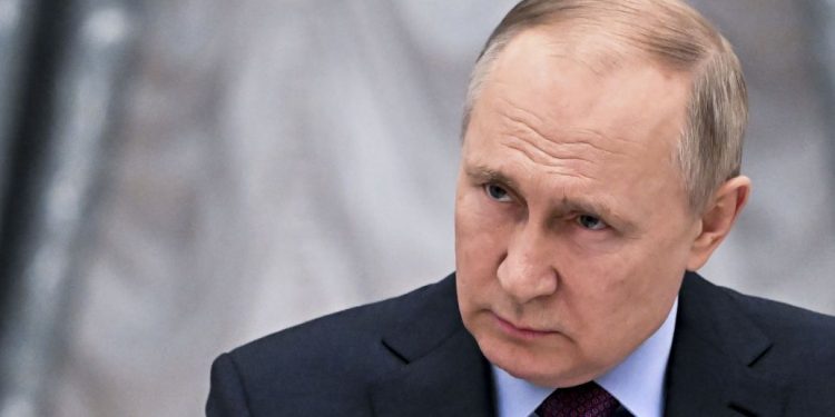 Агрессия Путина имеет стиль фашистов