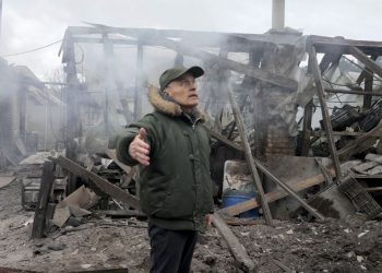 Оккупанты открыли огонь по эвакуационной колоне в Мариуполе