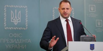 Нам необходимы истребители и системы ПВО