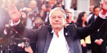 86-летний Ален Делон решился на эвтаназию