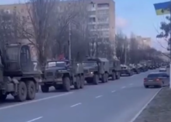 Мирные жители в Мелитополе своим протестом спровоцировали ДТП грузовиков армии РФ