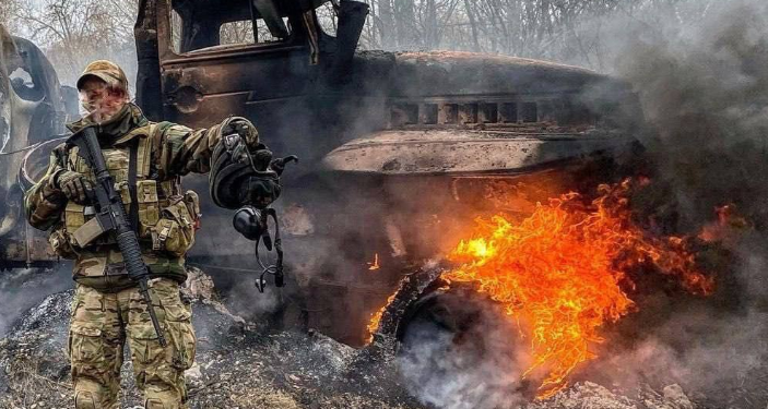 Украинские военные сожгли логистическую колонну РФ