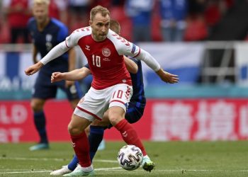 Эриксена впервые вызвали после остановки сердца 