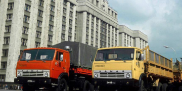 Камаз начинает выпуск грузовиков 60-х годов
