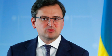 Дмитрий Кулеба призвал страны ЕС не подчиняться РФ