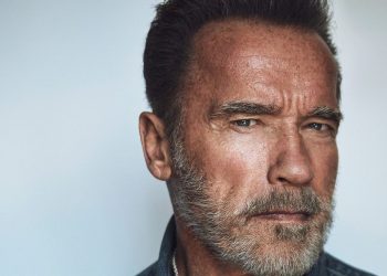 Арнольд Шварценеггер обратился к российским солдатам