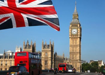 Британия вводит санкции