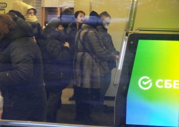 Путин поставил экономику РФ на колени