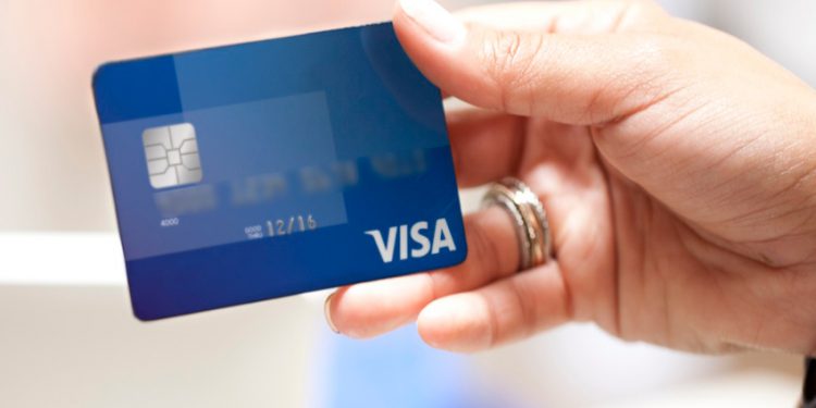 Visa временно отменяет транзакционные комиссии в Украине