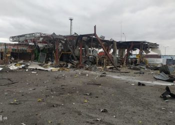 Село вблизи Киева россияне превратили в руины и пожарища