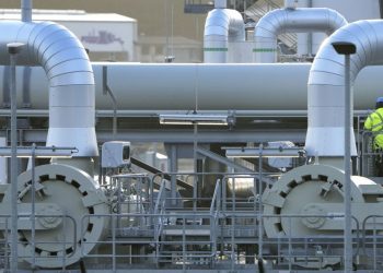 ЕС ужесточит санкции против нефтяных компаний России