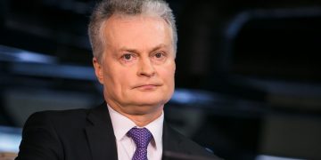 Президент Литвы призвал оказать военную помощь Украине