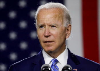 Байден совершает ошибку