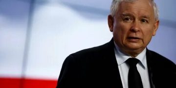 Вице-премьер Польши предложил отправить миротворческую миссию