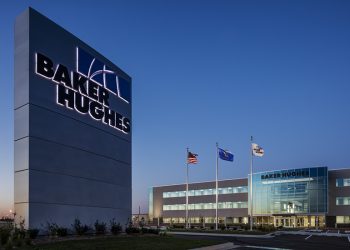 Baker Hughes прекращает инвестиции на территорию России