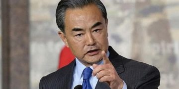 Китай не рассматривает военно-технической поддержки России