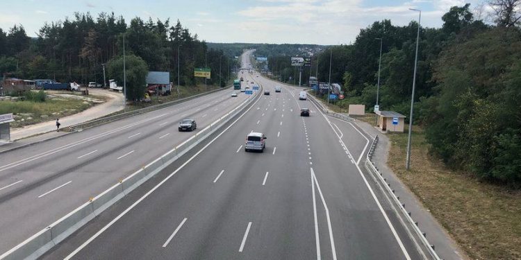 Российские войска осуществляют блокировку трассы Е-95