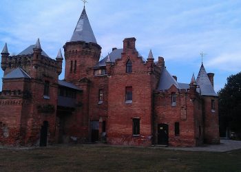 Обстреляли музей-заповедник “Усадьба Попова”