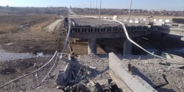 Транспортное сообщение между Запорожьем и Энергодаром утрачено.