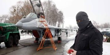 В российской армии происходит “обратная селекция и деградация элит”