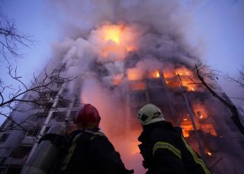 Киев. Утро. Сюда прилетел «русский мир»