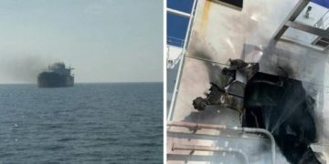 Российские военные обстреляли ракетами три корабля под панамским флагом