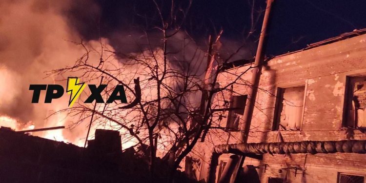 В результате российского обстрела разрушены школа и дом культуры