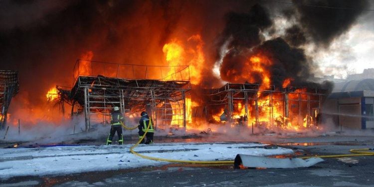 Харьков. Пожар на рынке