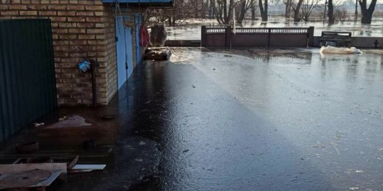 В Демидове Киевской области угроза затопления села