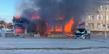 Авиаудар российских оккупантов по Макарову