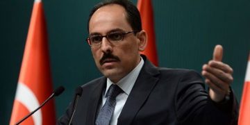 Зеленский готов к переговорам с Путиным, Путин — колеблется