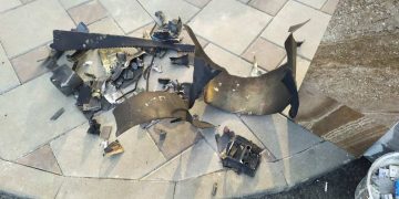 Осколки ракет попали в жилые кварталы