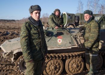 Украина предлагает белорусским военным сразу сдаваться в плен