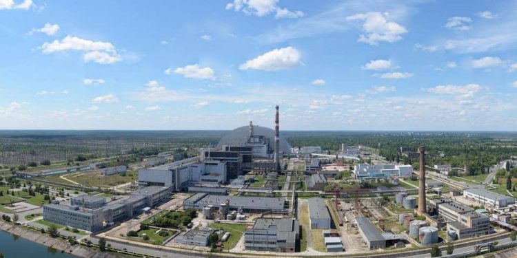 На Чернобыльской АЭС провели ротацию сотрудников