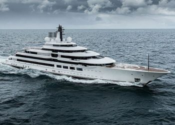 Обнаружили яхту Путина