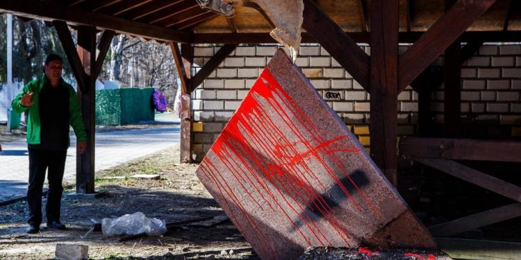 Демонтировали монумент к 300-летию «воссоединения»