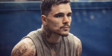 Камбососа отреагировал на решение Ломаченко