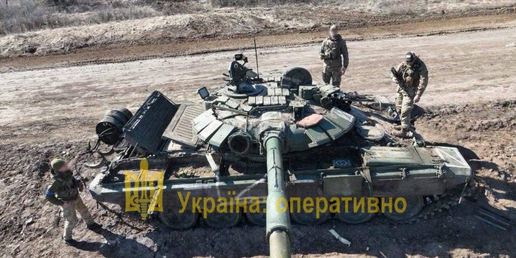 Российская армия продолжает снабжать техникой ВСУ