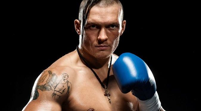 Александр Усик уехал из Украины