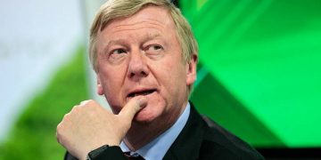 Чубайс ушел с поста представителя президента России