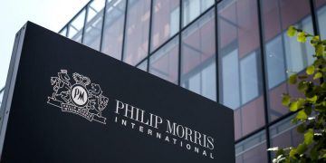 Philip Morris объявила о сокращении присутствия в России