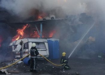 Ликвидировано возгорание на складе древесины