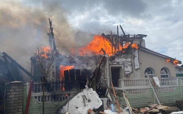 Во время обстрелов пострадали 11 взрослых