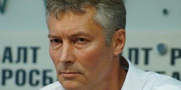 Экс-мэра Екатеринбурга оштрафовали на 100 тысяч рублей