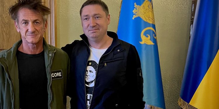 Шон Пенн поможет украинским переселенцам