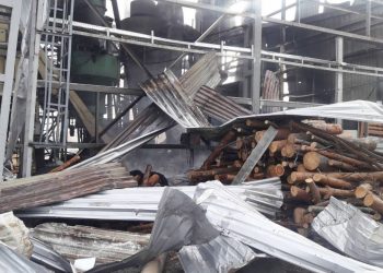 Спасатели потушили пожар на одном из предприятий